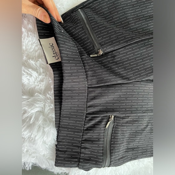 NWT! Classic Concepts Dress Pants size small - Picture 6 of 7